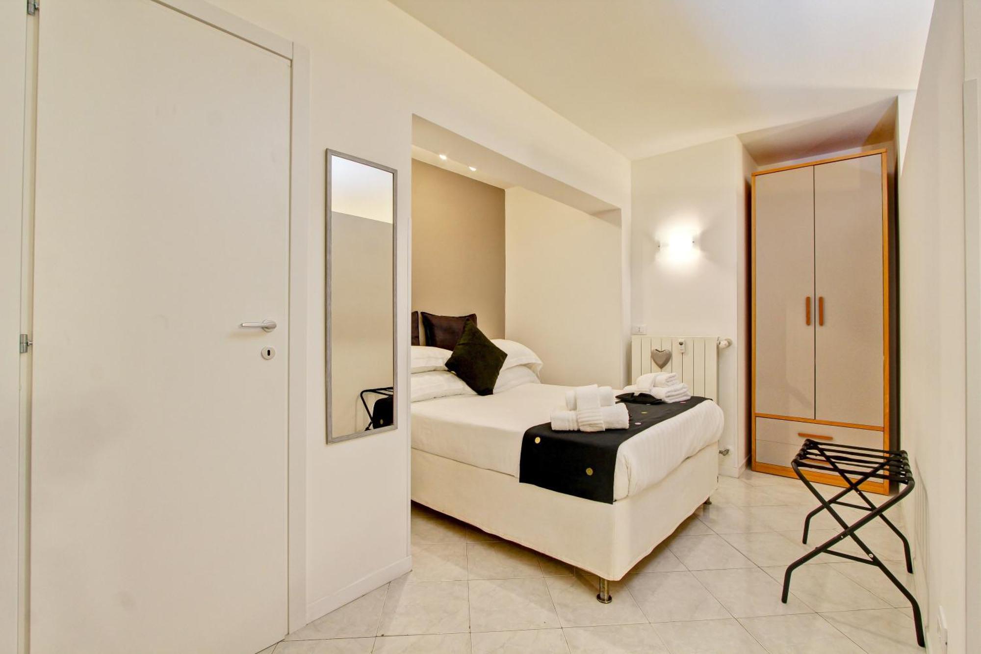 Fermata San Pietro - Appartamento Con Parcheggio โรม ภายนอก รูปภาพ
